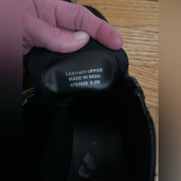 Diba Black Leather Front Zipper Ankle Booties Size 9.5 - Picture 13 of 14